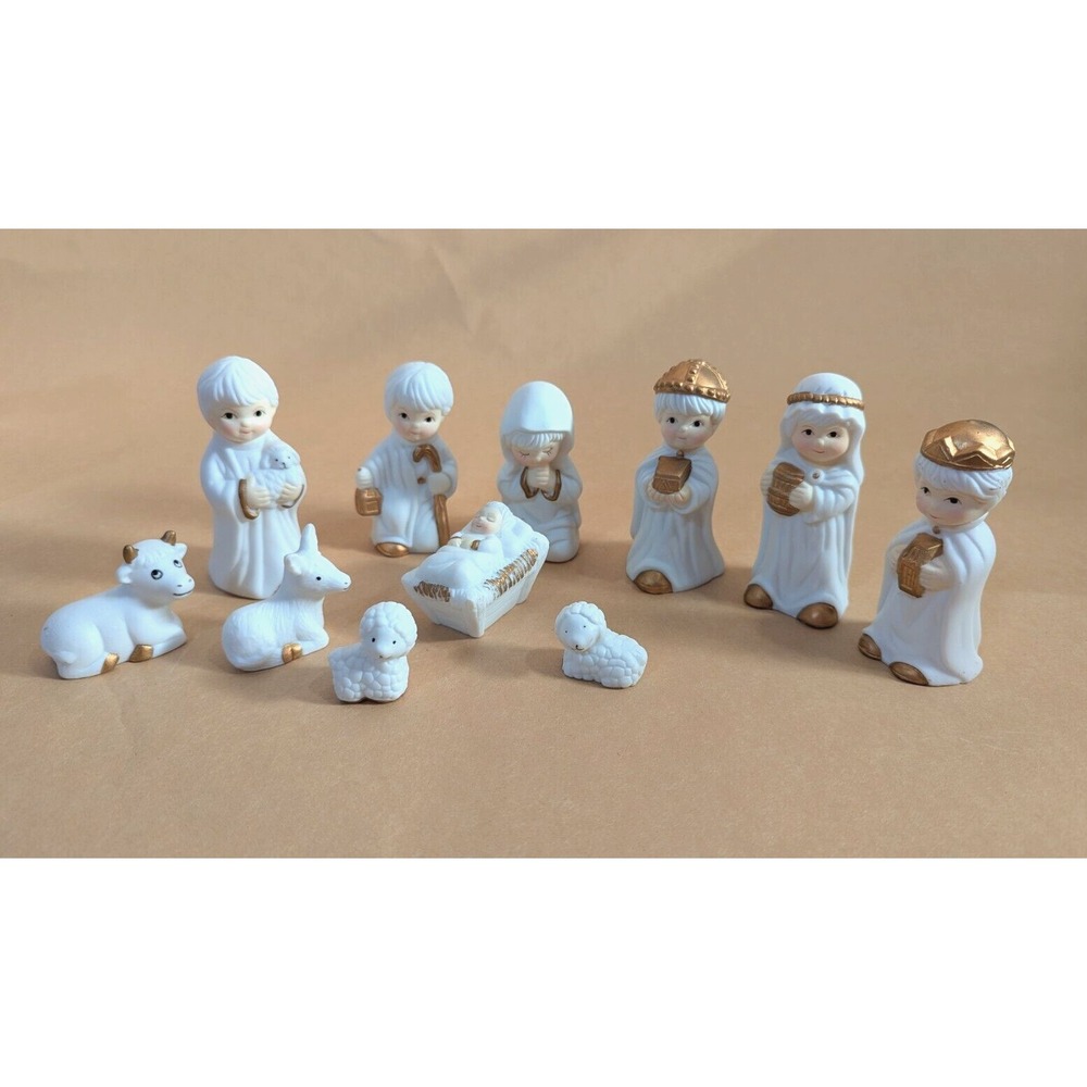 Juvenile Nativity 11 Piece Set Fine Porcelain Holiday Expression Gold Accents